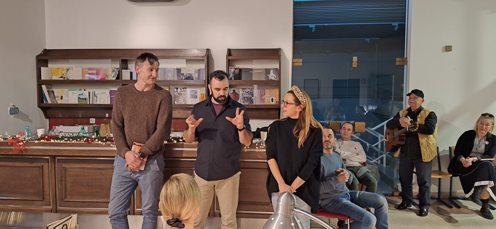 Predstavljamo! Štoos teatar- prvi nezavisni teatar Velike Gorice